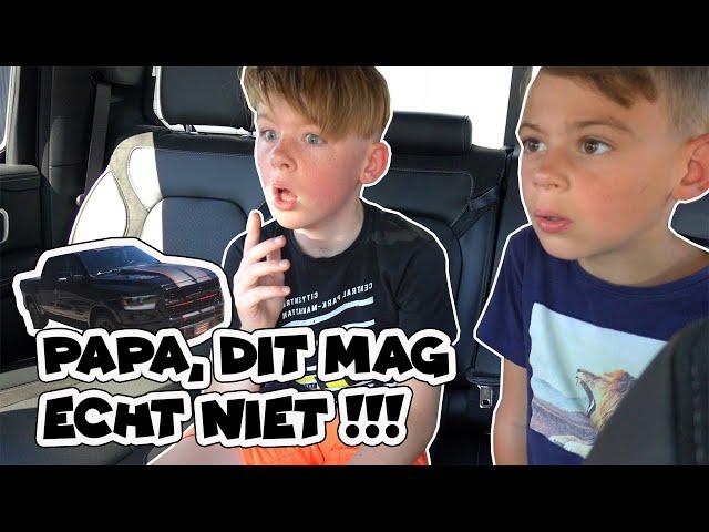 PAPA JAT EEN GROTE AUTO !! - De Bakkertjes #400