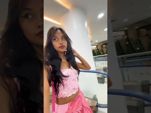  Look Who’s Left Alone Pretty Jenny & Morena Barbie at Shopping Mall Tagbilaran Living Philippines