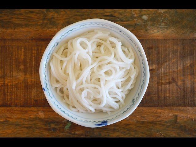 How To Make Lai Fun (Thick Rice Noodles)/  濑粉