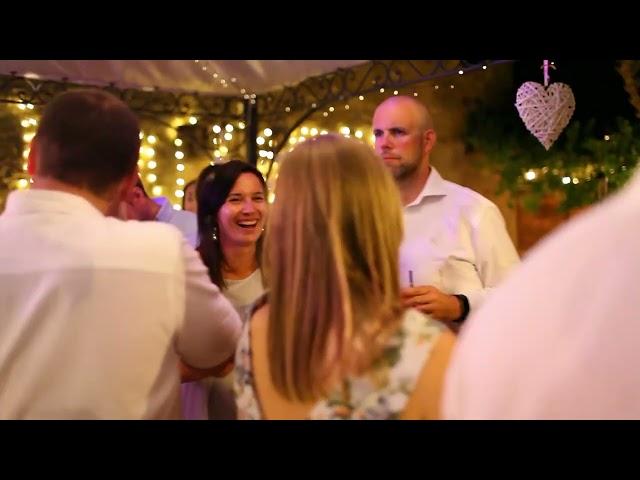 Sex on Fire - Wedding Party in Italy #umbriawedding #destinationweddingitaly #weddinginitaly