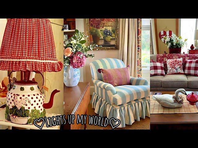 NEW VINTAGE GINGHAM & MODERN FLORAL FUSION Shabby Chic Style: Stylish Cosy Mix of Home Decor Ideas