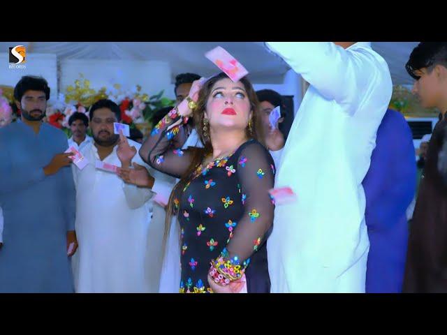 Shareekan Wich Na Shamil Kar, Chahat Baloch, Dance Performance, SGRecords 2023