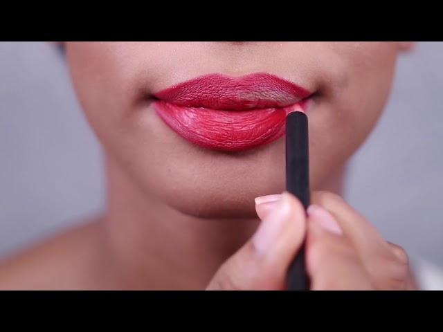 How To Apply Liquid Lipstick Perfectly