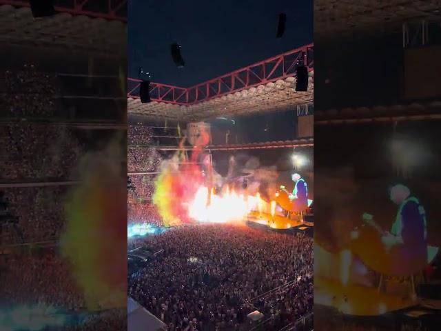 Coldplay - Something Just Like This - live in Milan - San Siro Stadium - 26/06/2023