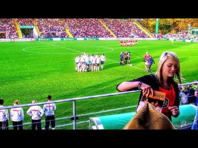 25.10.2006: Deutschland - England 5:1 / Länderspiel Frauen - [Bilder/Fotos/Pictures]