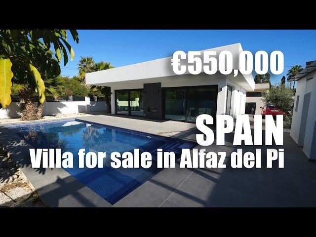 New villa from developer in one level for sale in Alfaz Del Pi in the province of Alicante, Spain