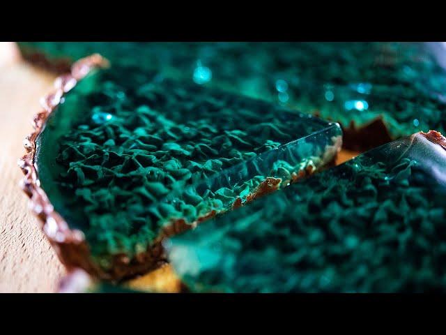 How to make "Emerald marine Chocolate mint tart"