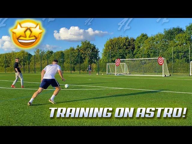 Training on ASTRO PITCH! Shooting & Freekick Training