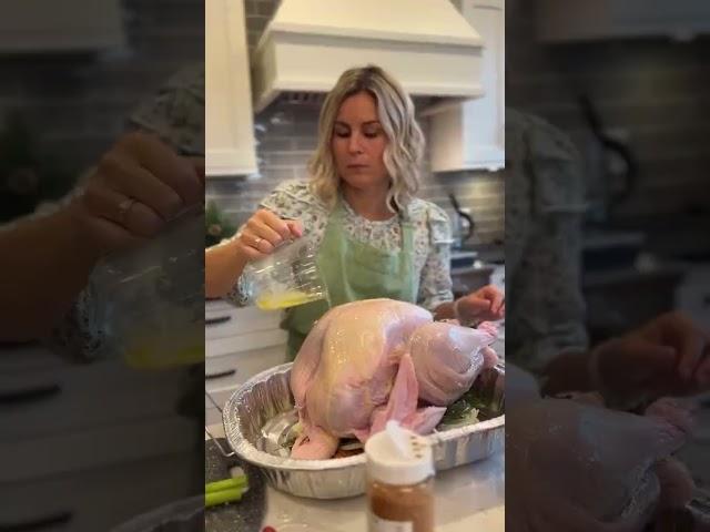 #christmas Turkey 101: Secret Tips for the Perfect Holiday Feast! #TurkeyTips #holidaydinner #recipe