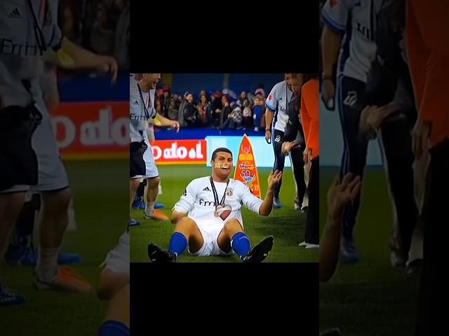 Ronaldo falls #shorts #ronaldo #trending #viral #football #fypシ゚ #futbol #funny