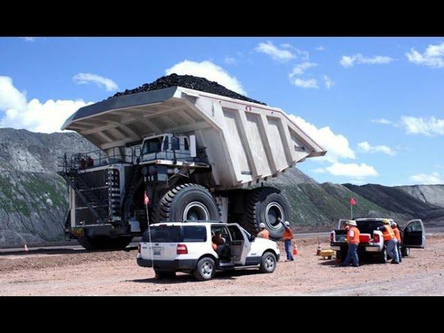 САМЫЕ БОЛЬШИЕ ГРУЗОВИКИ В МИРЕ. ВОСЬМОЕ ЧУДО СВЕТА LIEBHERR-T282B.