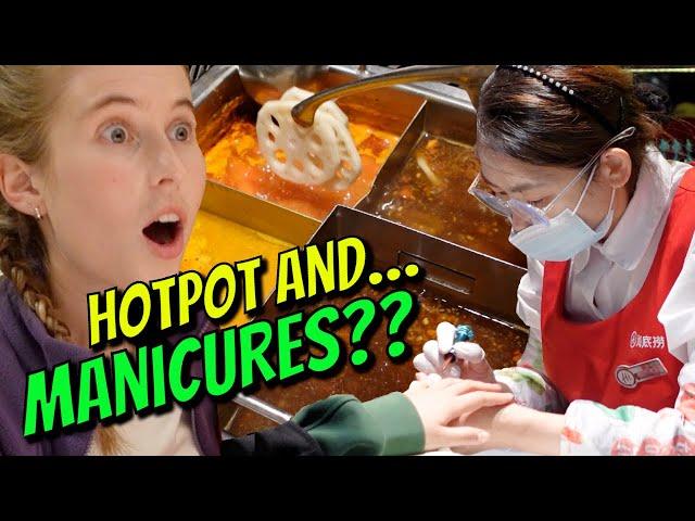 Food vlogger tries Haidilao for the FIRST TIME?!