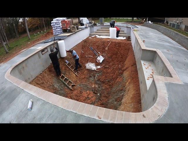 Pool Vermiculite Installation