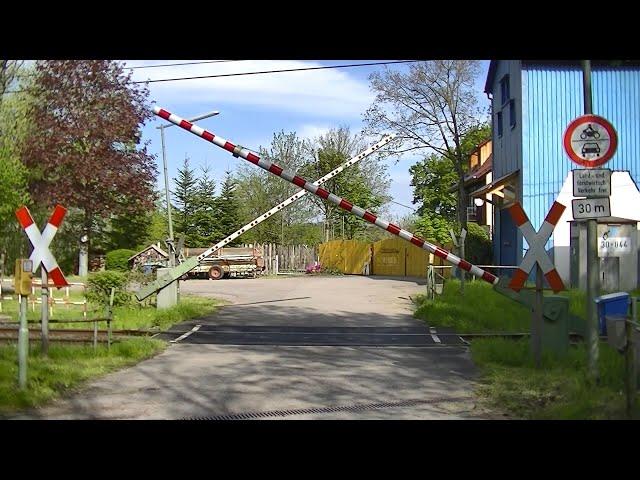 Spoorwegovergang Hechingen (D) // Railroad crossing // Bahnübergang