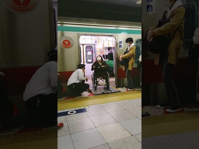 BEST ACT OF KINDNESS! #japan #japanese #short #shorts #trending #viral #great #kindness