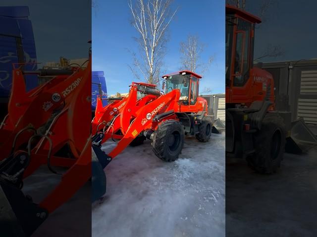 В наличии! Звоните +79638462029 #спецтехника #погрузчики #экскаваторщик #погрузчик #ситрак #трал