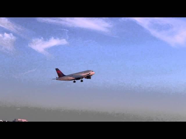 Big Plane taking off - John Wayne Airport - Tractors, Trains & Planes