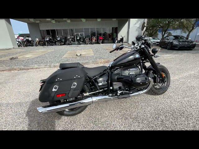 2023 BMW R 18 CLASSIC BLACK STORM METALLIC