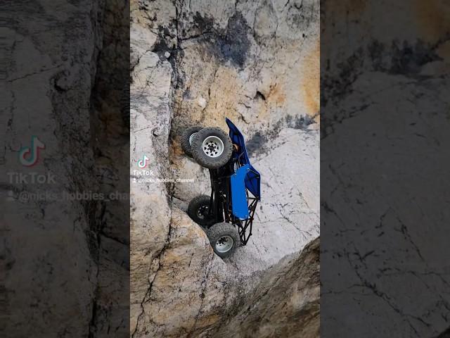 Axial scx24 #scx24 #crawler #dance