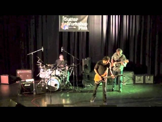 Paul Gilbert at Guitar Workshop Plus in San Diego 2015