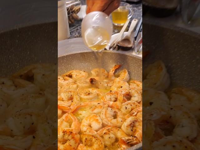 Fettuccine Shrimp Alfredo Recipe by Pasquale Sciarappa #alfredo #shrimp