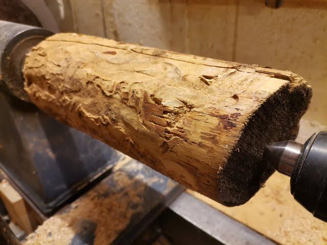 Halb Stamm, halb Flasche Drechselvideo/ Half log, Half bottle woodturning