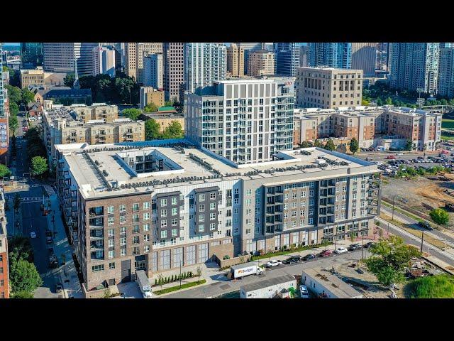 500 West Trade | Luxury Apartments in Charlotte, NC