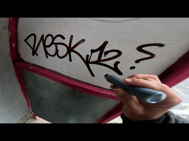 Police Dribbling during Graffiti Throwups in Budapest