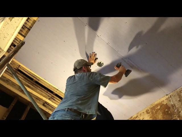 Darryl Ponton Ceiling Specialist: Episode 10,000