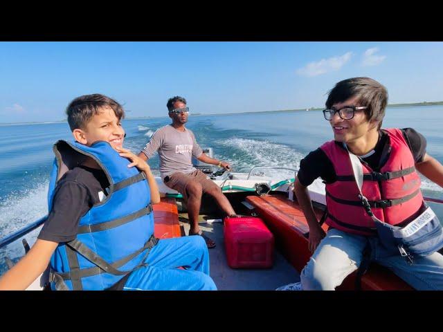 Speed Boat Ke Maze 