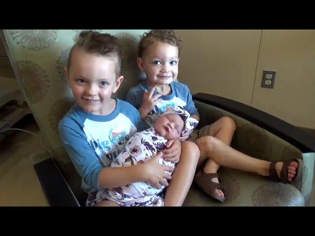 Welcome baby Hattie! - Family Camcorder Video