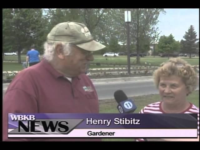 WBKB-TV: Volunteer Gardeners Beautify Alpena Community College