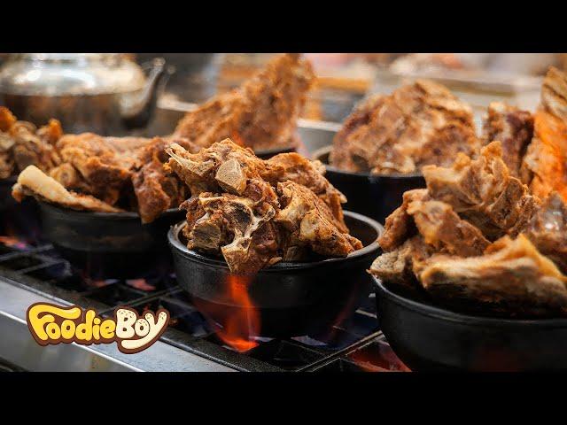 Amazing! Korean Popular Food, Pork Bone Soup - Korean Street Food