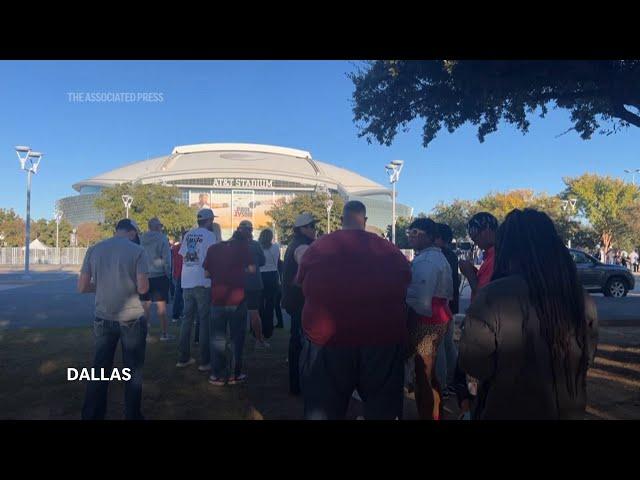 Boxing fans in Dallas line up to see Mike Tyson and Jake Paul bout