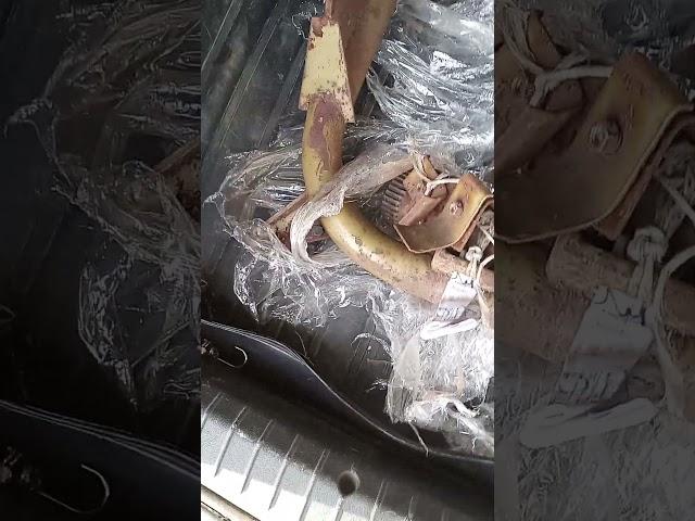 получил посылку-запчасти на пресс-подборщик немецкий