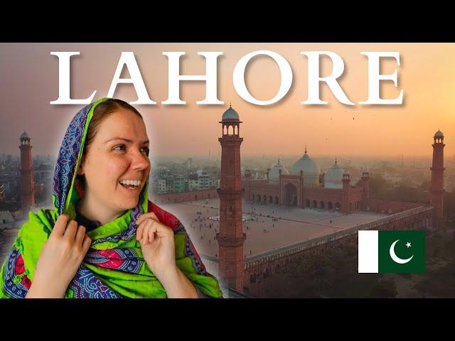 LAHORE FIRST IMPRESSIONS  BIG culture shock | what its like as a FEMALE in PAKISTAN