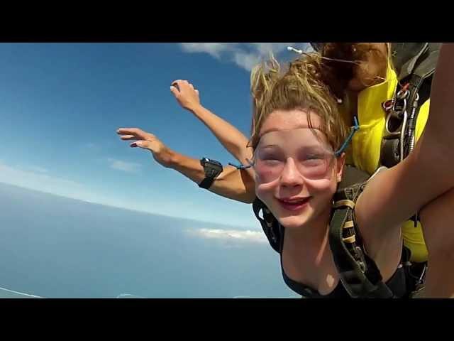 Alexa skydiving over the beautiful Fiji Islands - With Skydive Fiji