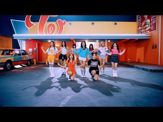 TWICE「Wake Me Up」Music Video