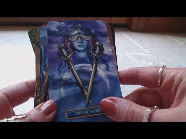 Traceyhd's Review Of The GILDED TAROT ROYALE