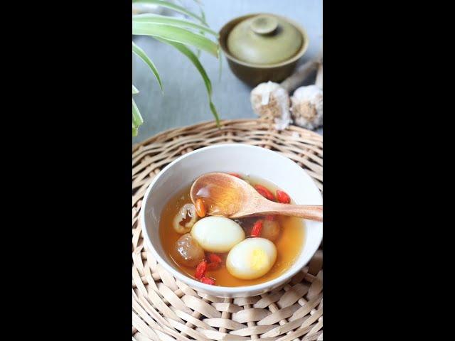 Pigeon Egg Soup of chinese soup 益寿鸽蛋汤