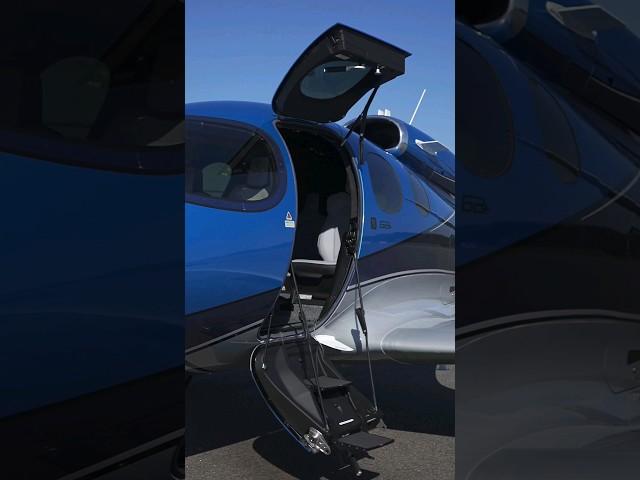 Would YOU choose the Cirrus Vision Jet to be your personal jet plane?  Let us know in the comments!