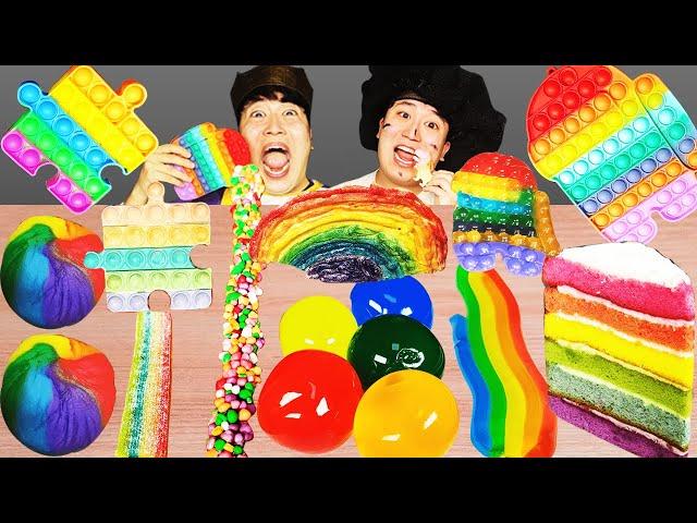 ASMR MUKBANG| Rainbow Desserts king beggar(Meringue, Jelly noodles, Push-pop, Crepe cake, Macaroon)