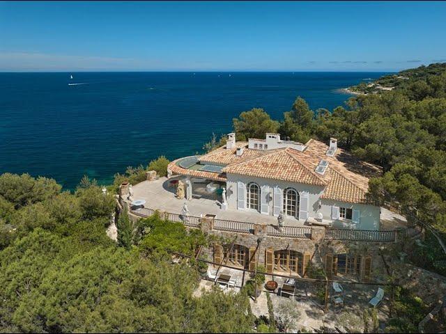 Waterfront home for sale within Les Parcs de St-Tropez by Côte d'Azur Sotheby's International Realty