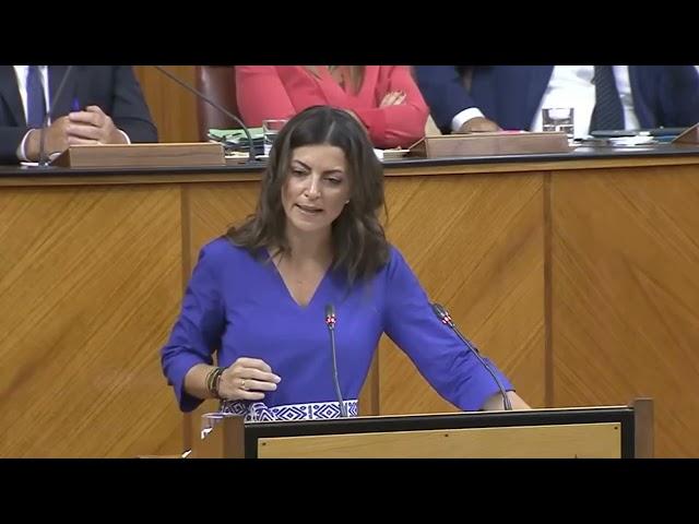 Así destroza MACARENA OLONA el 'hembrismo' en el Parlamento andaluz: "Voy a contarles un secreto..."