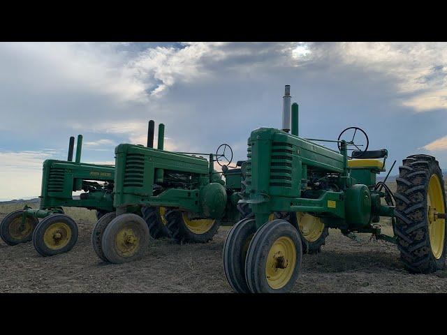 John Deere A B G side-by-side comparison and start up!