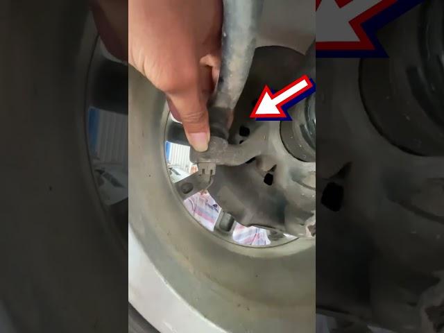 Outer Tie Rod End broken is unseft
