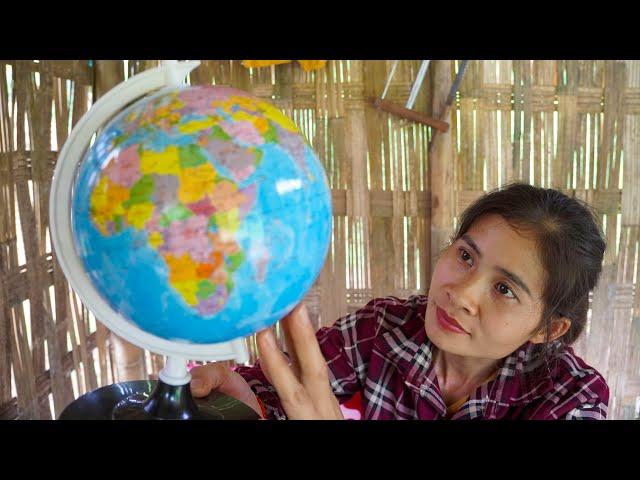 Because this gift was so meaningful, Ly Tu Linh walked hundreds of kilometers to a big town.