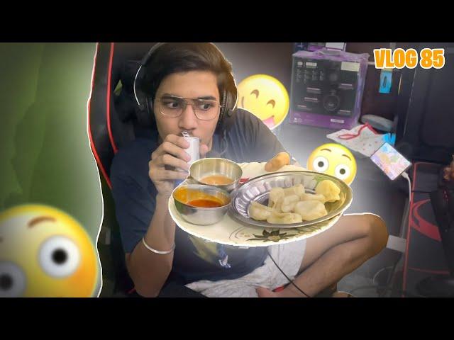 Stream Bhi Krni Hai Momos Bhi Khane Hai  | Vlog -85