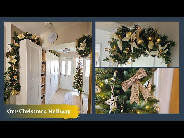 Christmas Hallway Decorations With We R Christmas #AD