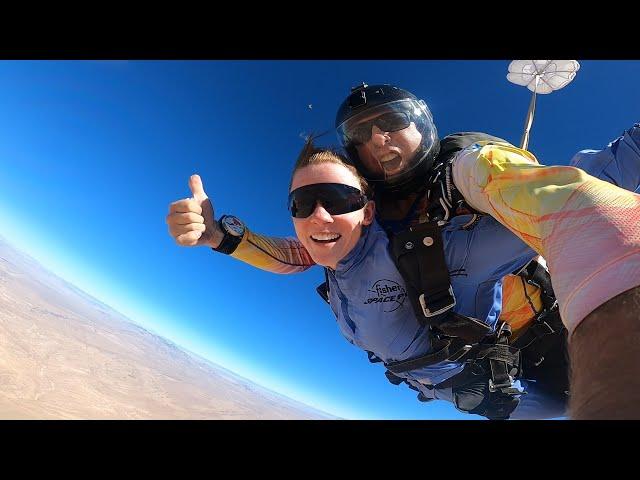 LAUREN STOLZMAN - Tandem Skydive in Las Vegas at Skydive Fyrosity®